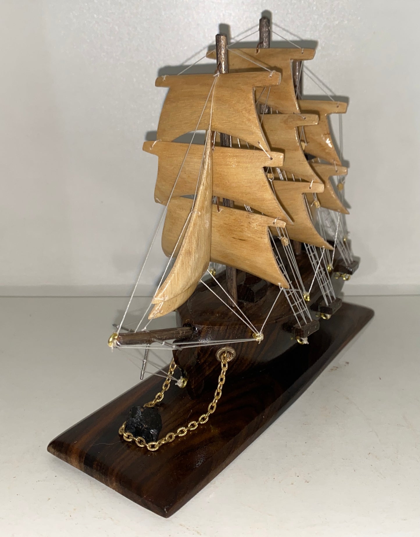 HMS Bounty Model Replica - Tau Wood